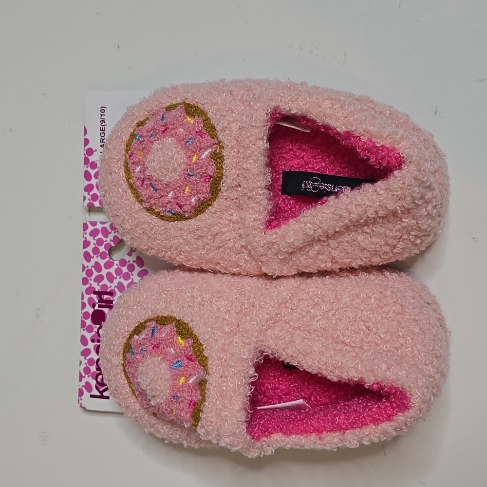 Kensie  Toddler Girl Pink Donut Slippers 9/10